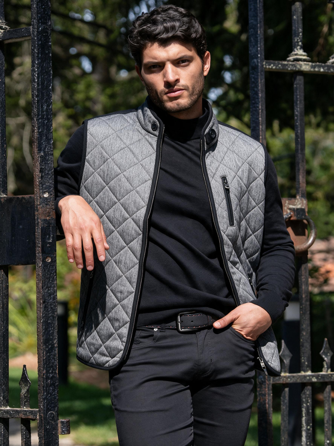 Flannigan Vest - Black