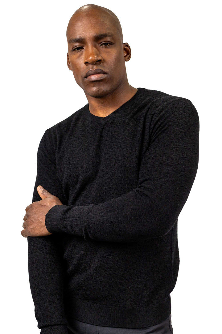 Elton Black Textured V-Neck 100 % Merino Wool