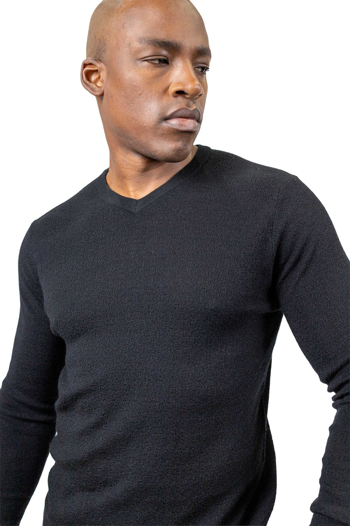 Elton Black Textured V-Neck 100 % Merino Wool